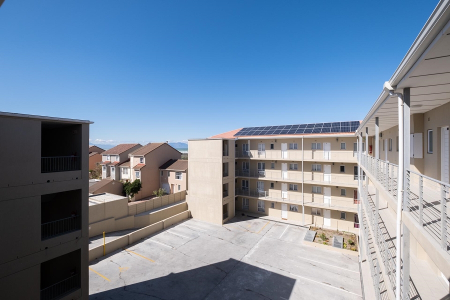 2 Bedroom Property for Sale in Muizenberg Western Cape